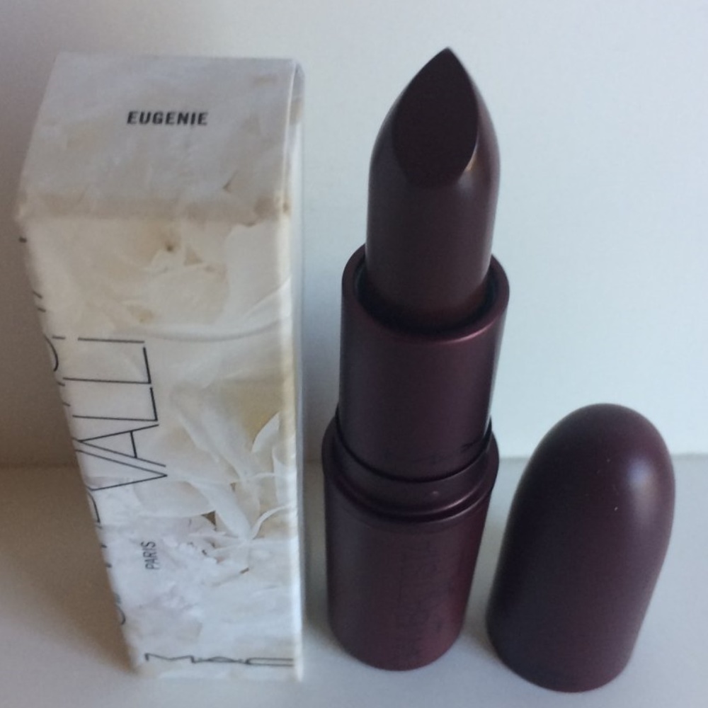 MAC Matte Lipstick - Eugene - Giambattista Valli